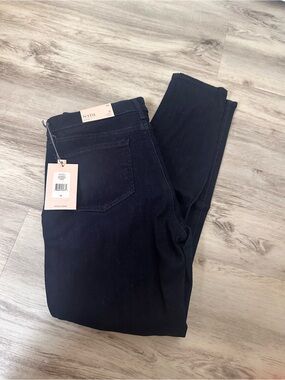 NYDJ Black Slim Straight Women’s Jeans Size 10